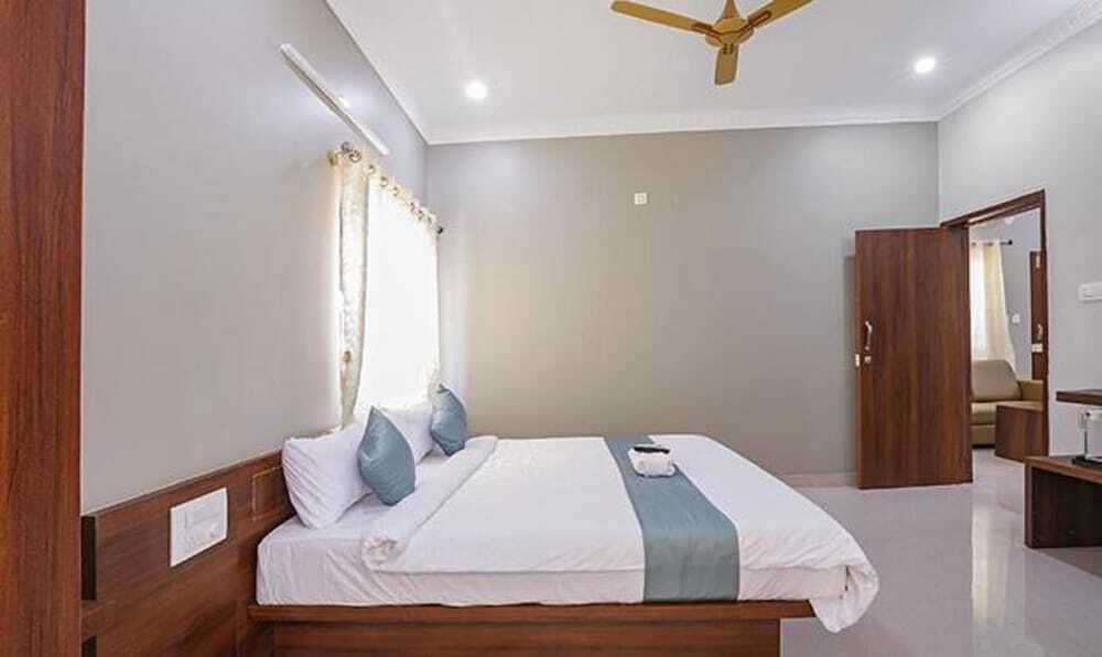 Бангалор: Fabhotel Gateway Suites