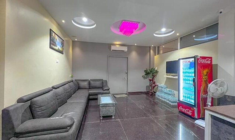 Fabhotel Gateway Suites — фото 4