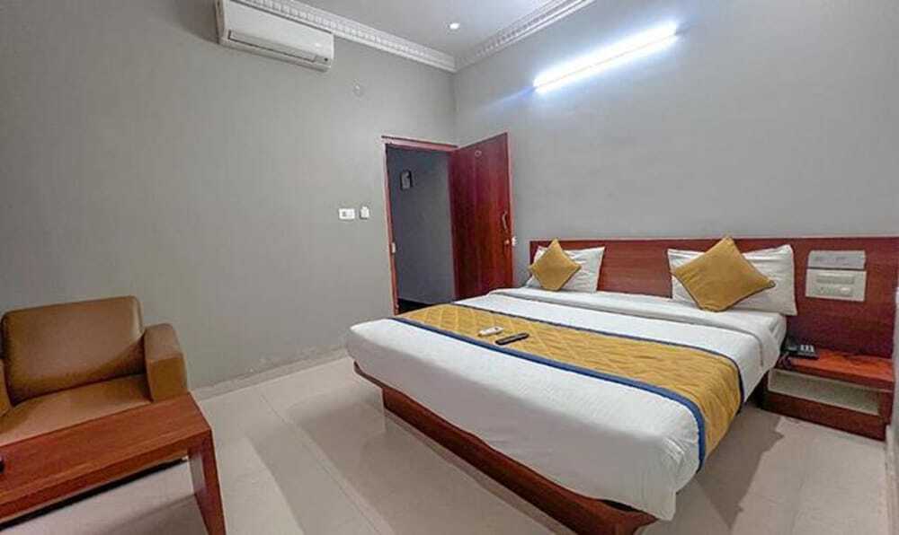 Бангалор: Fabhotel Gateway Suites