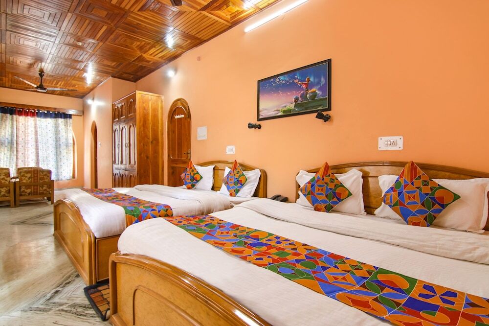 Бхунтар: Fabexpress Malti Guest House