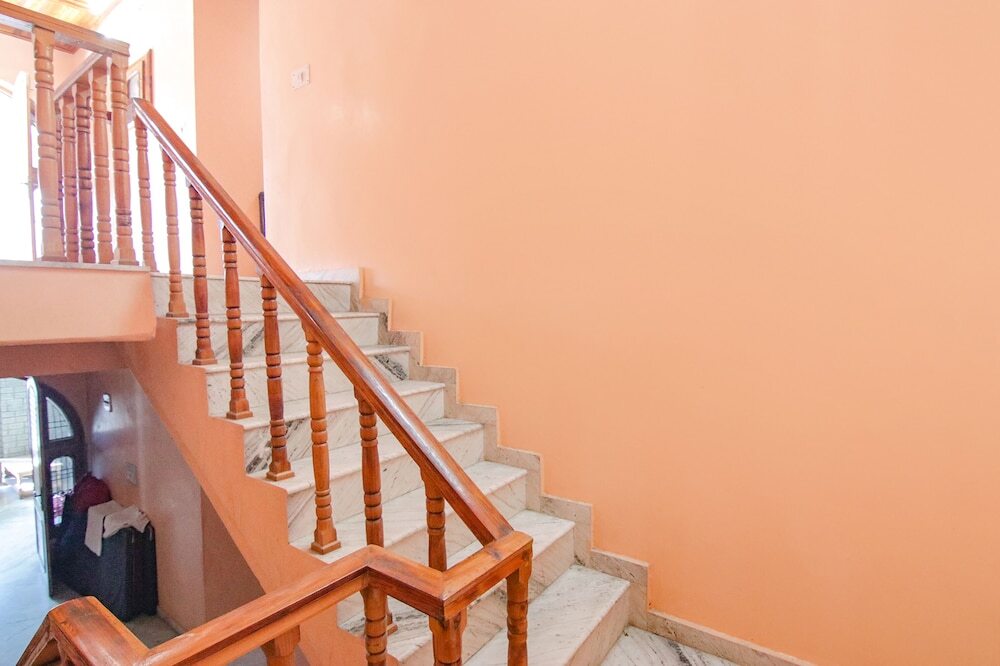 Бхунтар: Fabexpress Malti Guest House