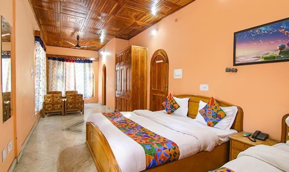 Бхунтар: Fabexpress Malti Guest House