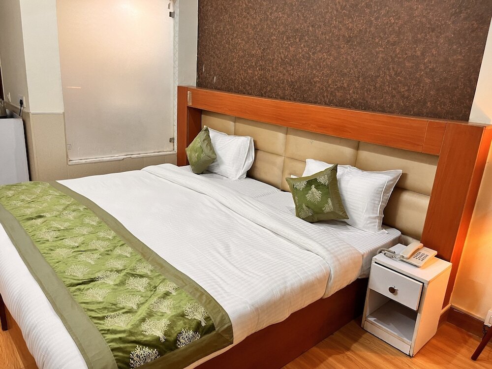 Гуруграм: Oyster Pearl Near Medanta Hospital Sec39