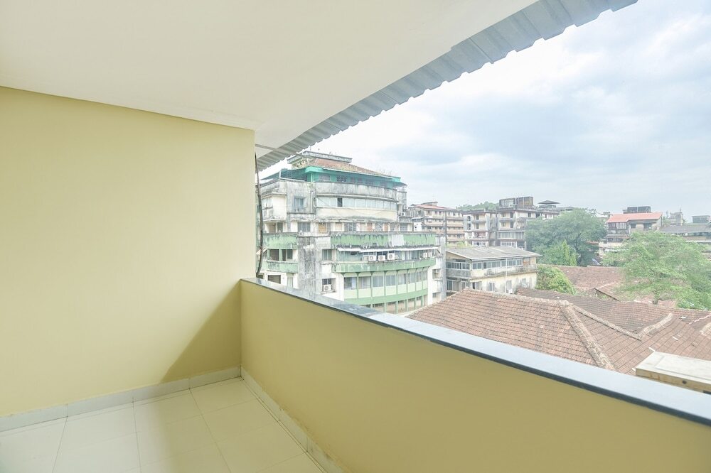 Маргао: FabExpress Sunrise