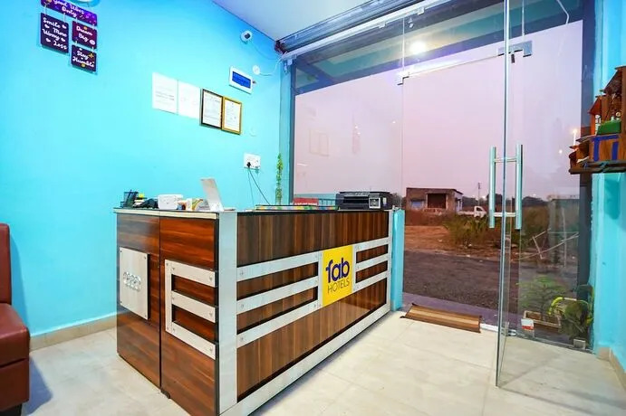 Нагпур: FabExpress Evaan Deluxe Rooms