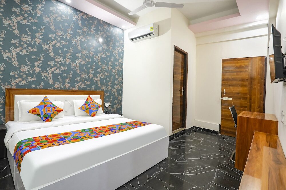 Нойда: Fabhotel A2S
