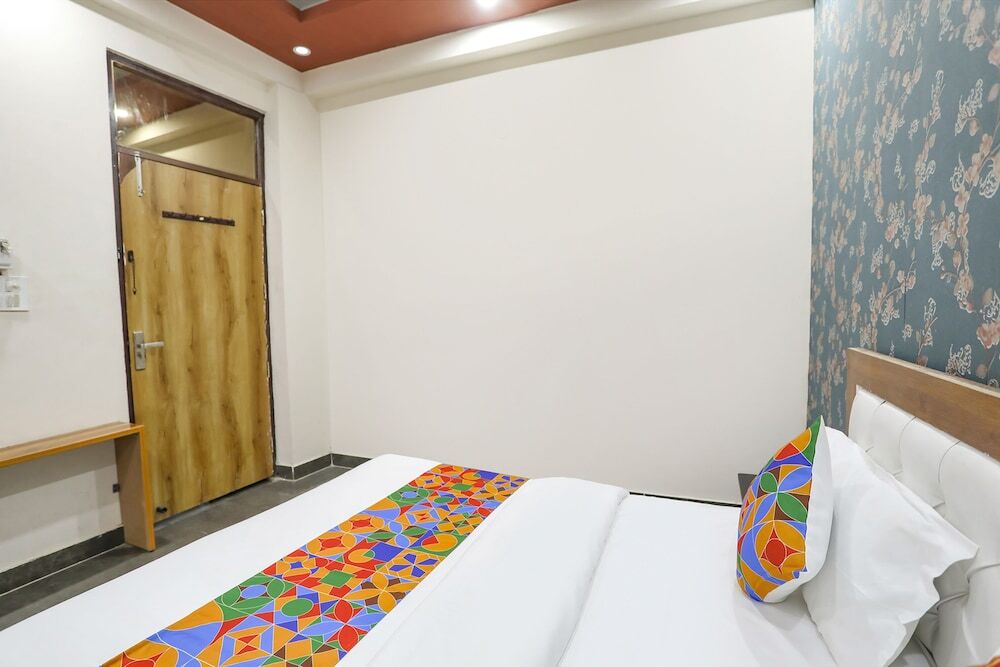 Нойда: Fabhotel A2S