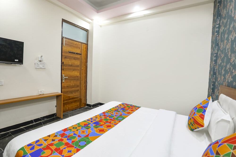 Нойда: Fabhotel A2S