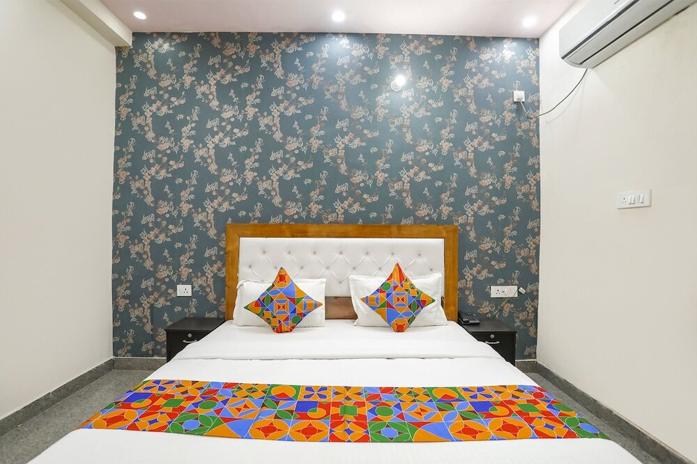 Нойда: Fabhotel A2S
