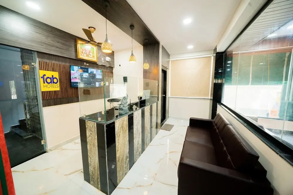 Висакхапатнам: Fabhotel Brk Iconic Residency