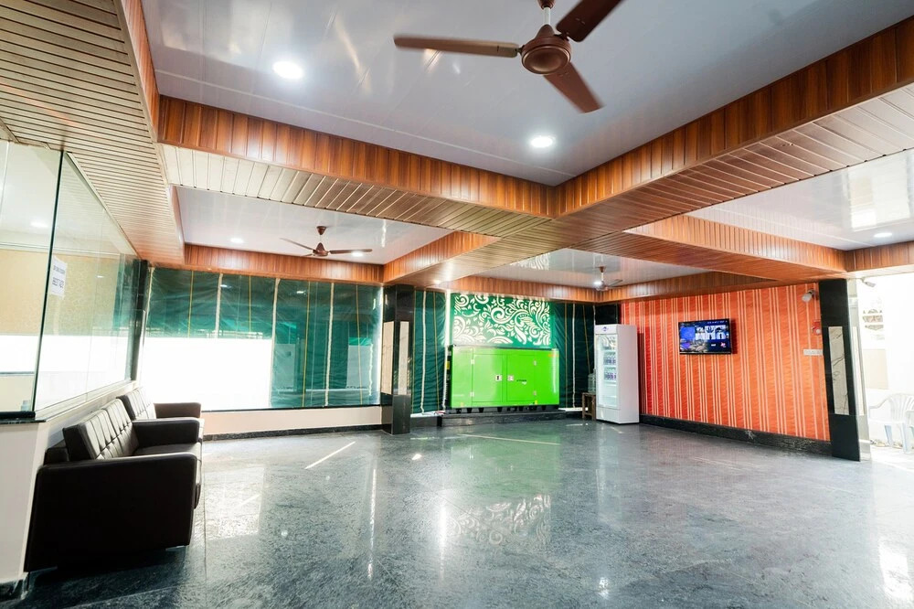 Висакхапатнам: Fabhotel Brk Iconic Residency