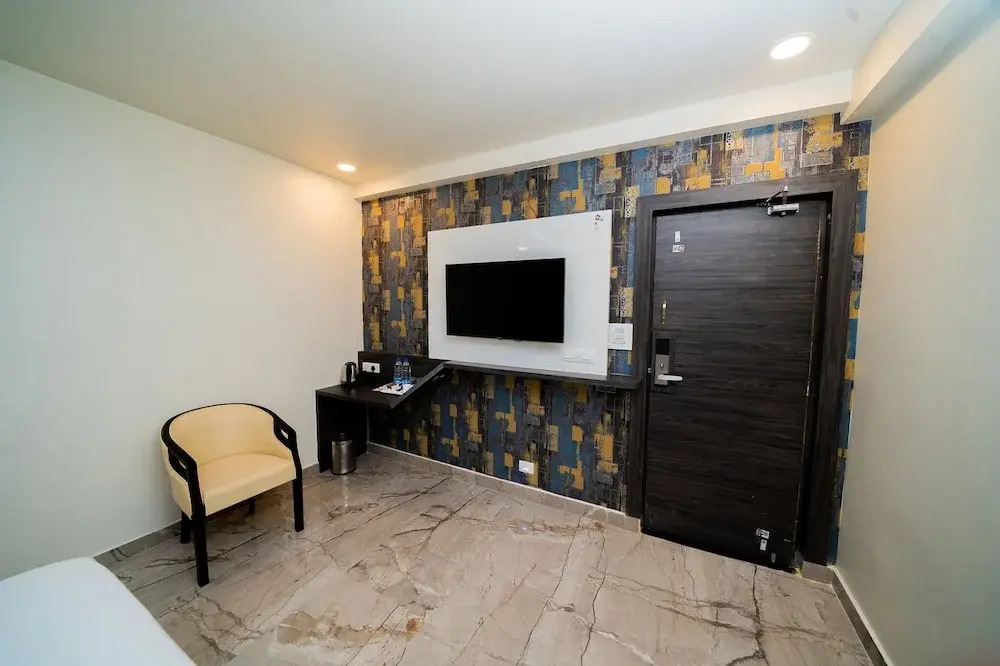 Висакхапатнам: Fabhotel Brk Iconic Residency