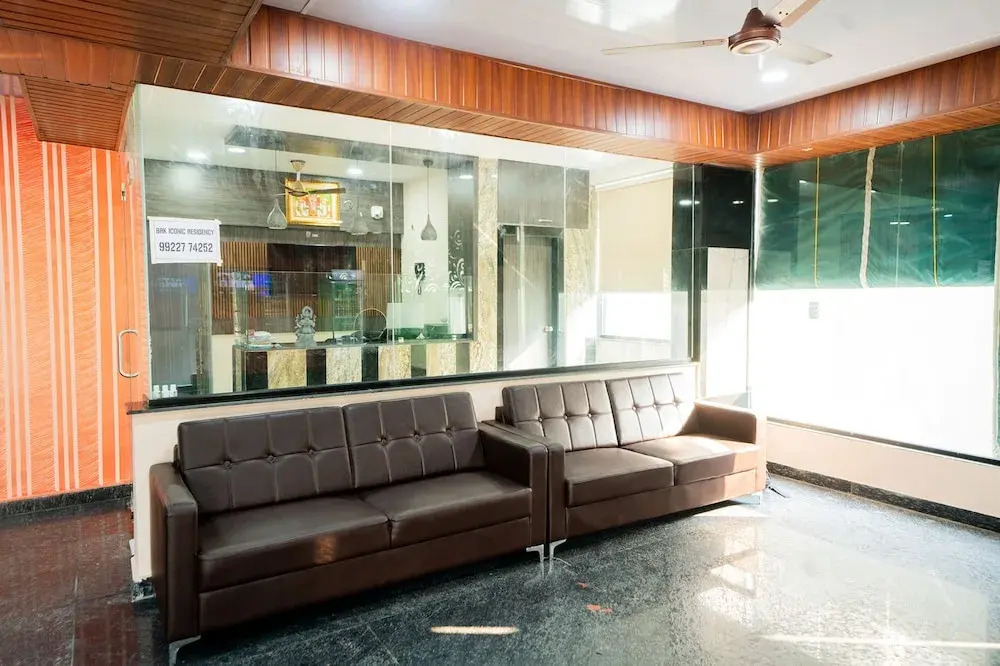 Висакхапатнам: Fabhotel Brk Iconic Residency