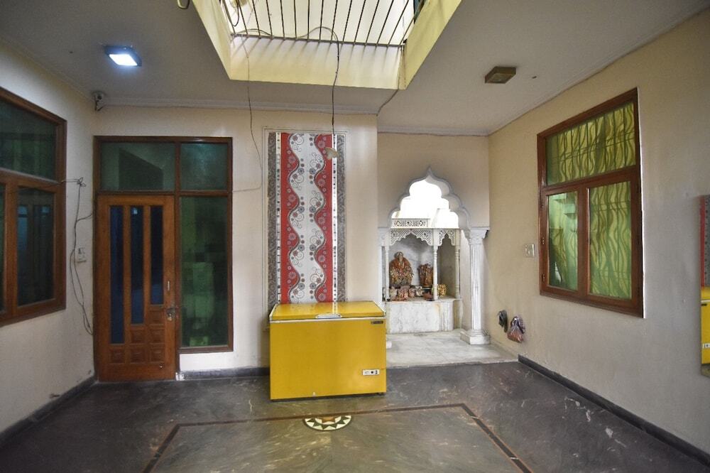 carousel image 1