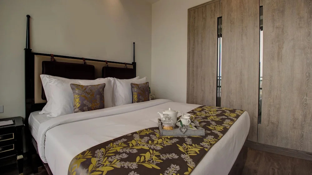 Гуруграм: Rhythm Gurugram - Hotel & Suites