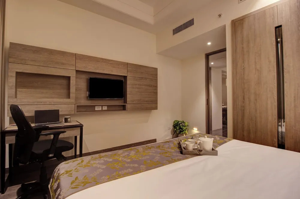 Гуруграм: Rhythm Gurugram - Hotel & Suites