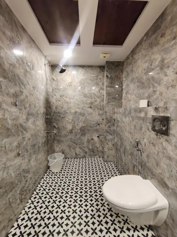 Нойда: Pk Boutique Hotel