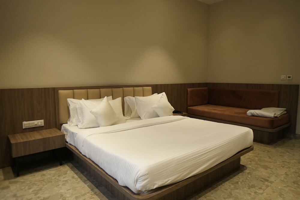 Удджайн: Mansa Club And Resort