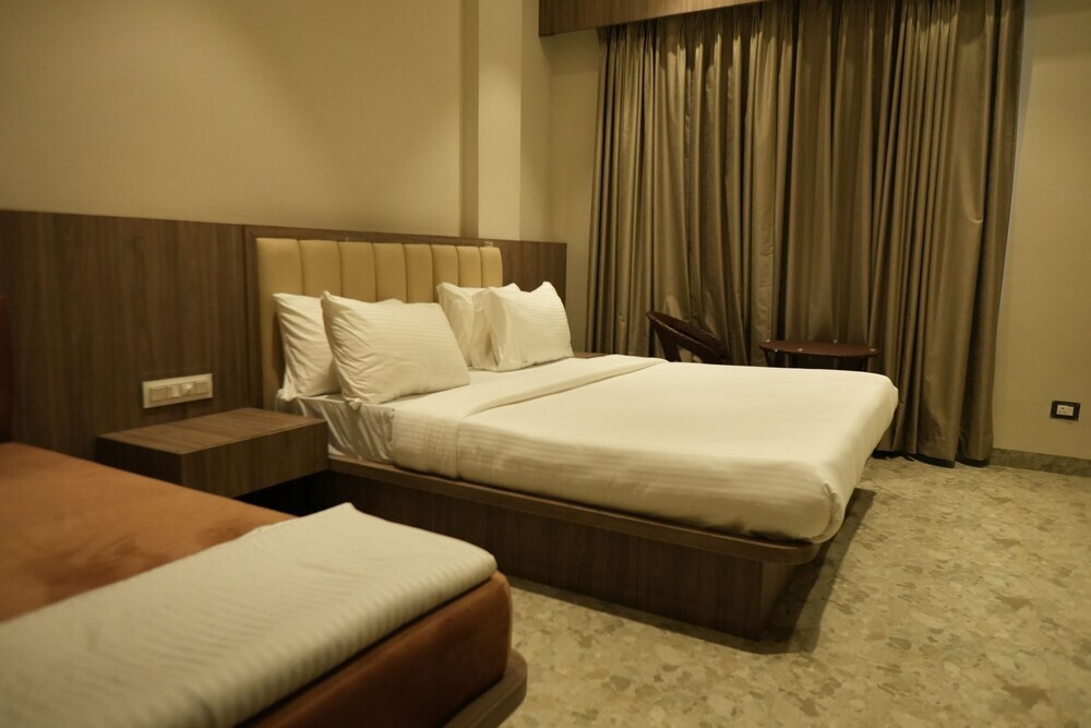 Удджайн: Mansa Club And Resort