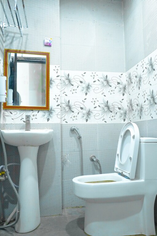 Нойда: Roomshala 143 Shubham Residency Sec 70