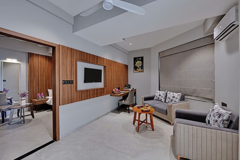 Моти Хавди: Regenta Inn Motikhavdi Jamnagar
