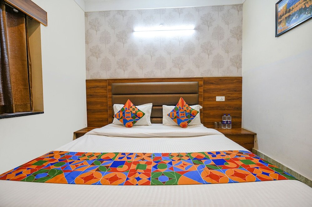Дехрадун: Fabhotel 4 Seasons