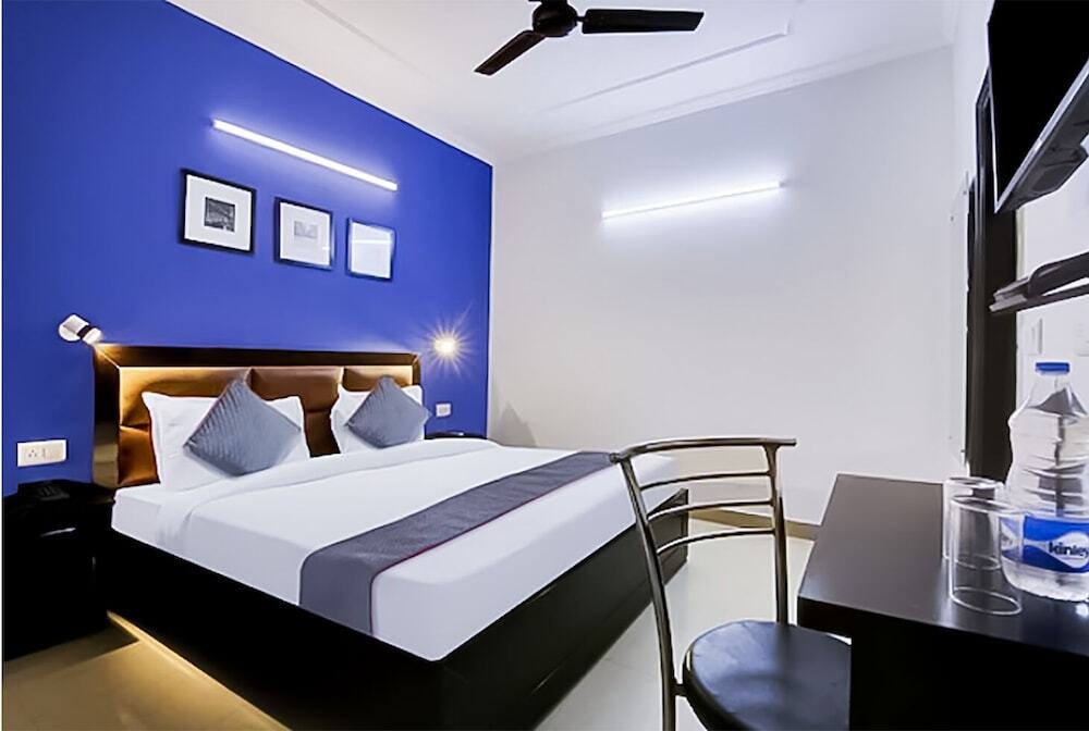 Нью-Дели: Roomshala 141 Agniv Residency