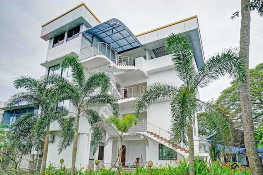 Аллеппи: Diamond Residency