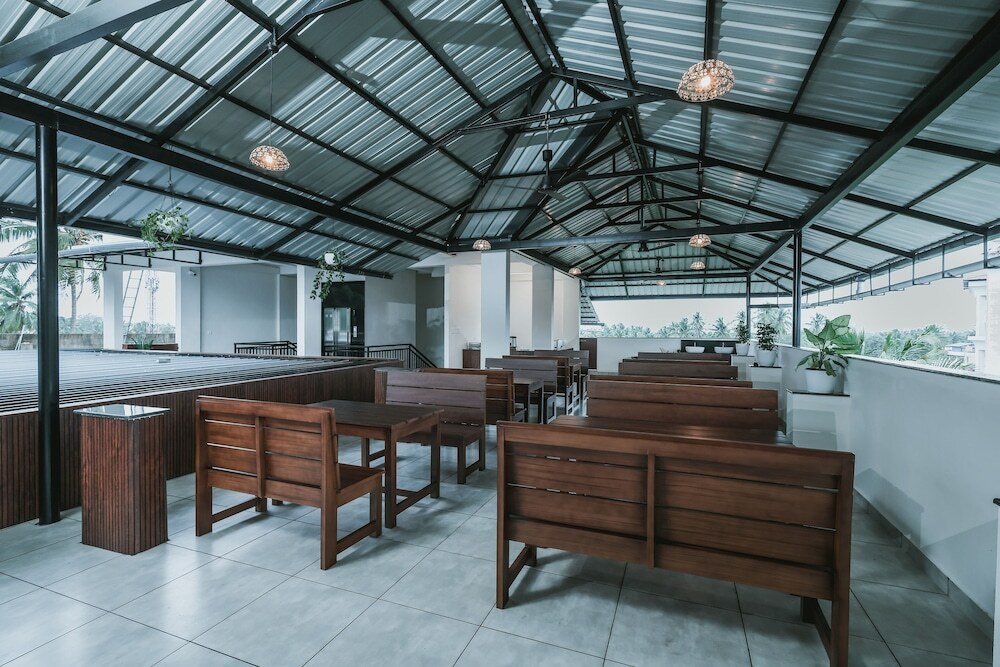 Казарагод: Fortview Suites