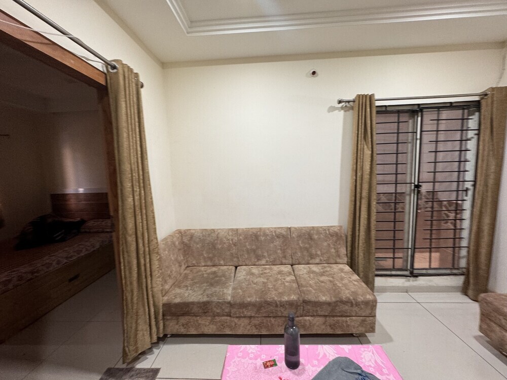 Индаур: Home Escape 1bhk near Bombay Hospital