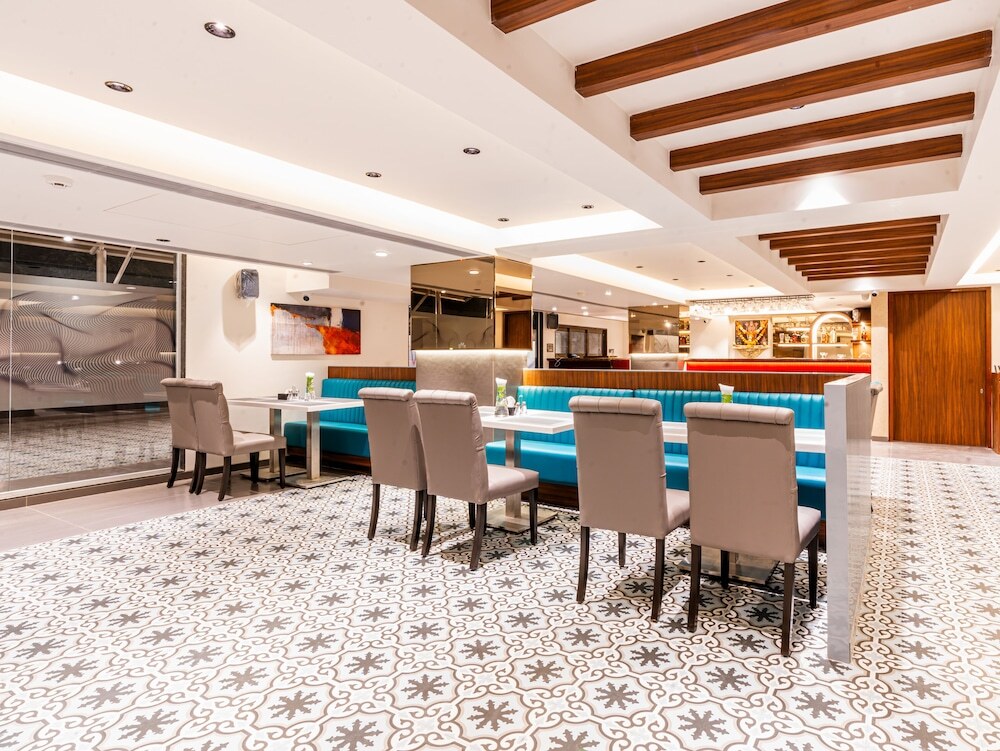 Тхане: Treebo Premium Heritage Grand, Thane