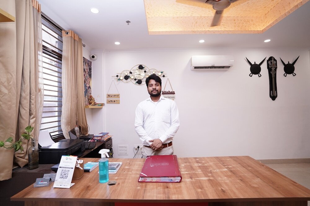 Нойда: Hotel Lyf Corporate Suites Noida Sec-56