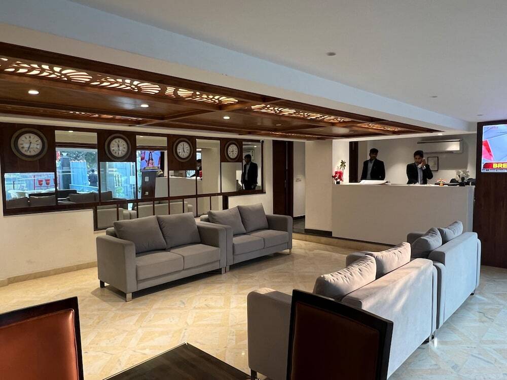Гуруграм: Nikko Premier - Near Medanta Hospital