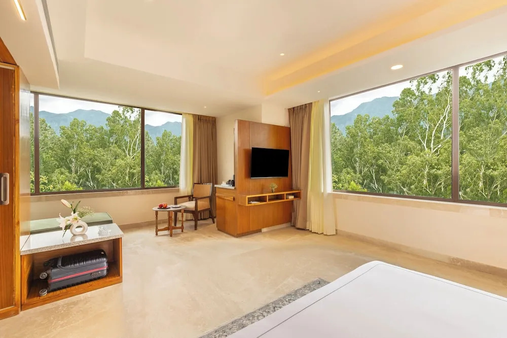 Массури: The Prominence Hotel