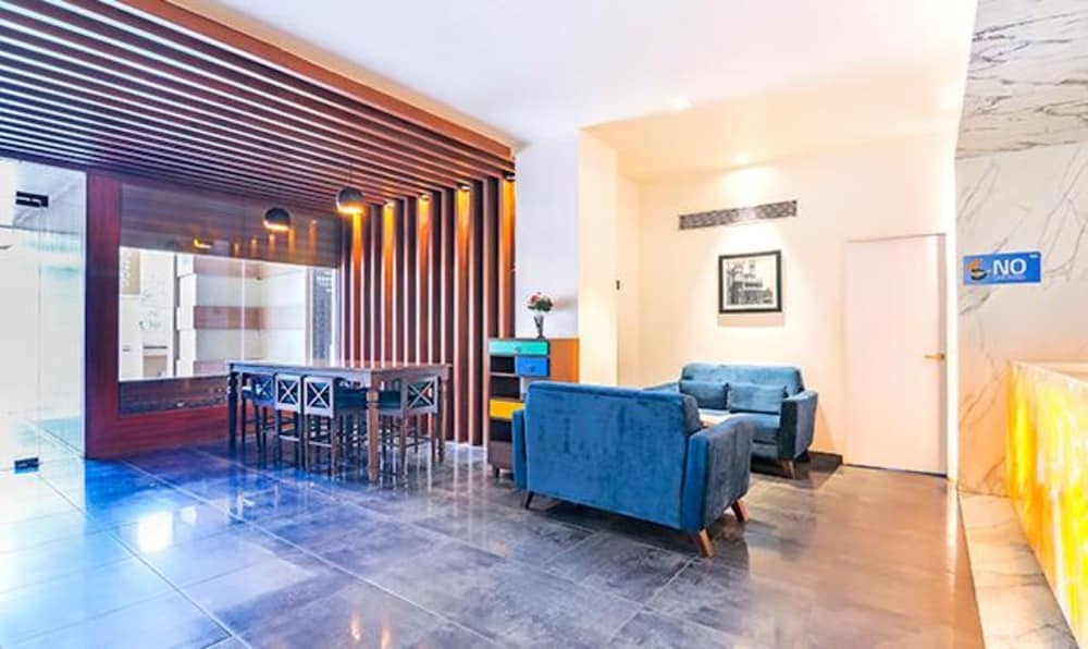 Бангалор: Fabhotel Aroma'S House