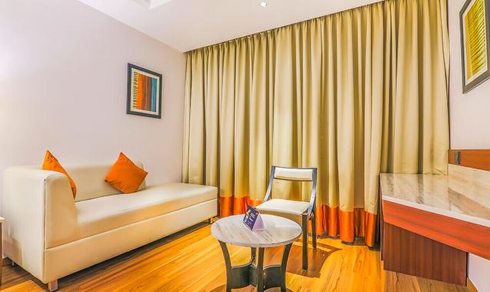 Бангалор: Fabhotel Aroma'S House
