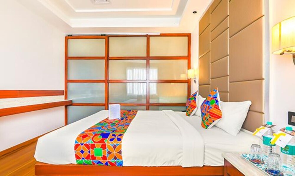 Бангалор: Fabhotel Aroma'S House