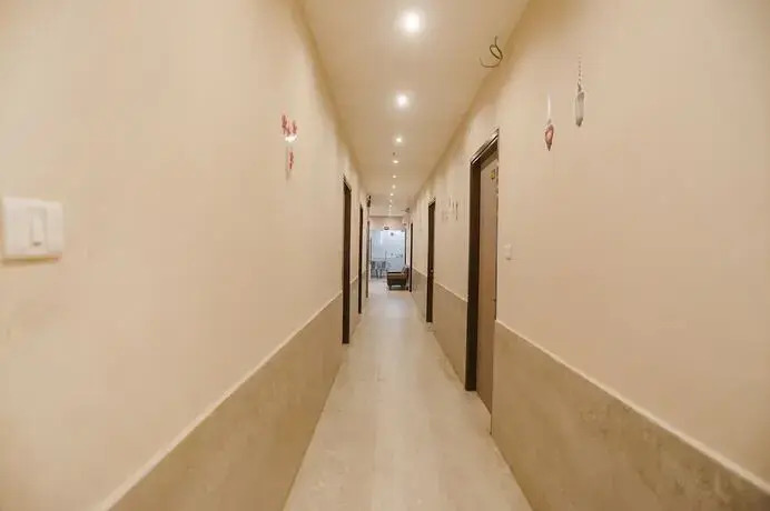 Канпур: Fabhotel The Grand Suites