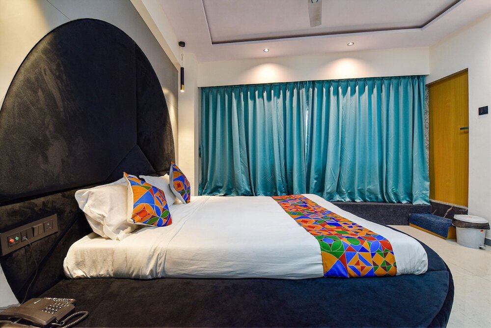 Сурат: Fabhotel Sky Palace