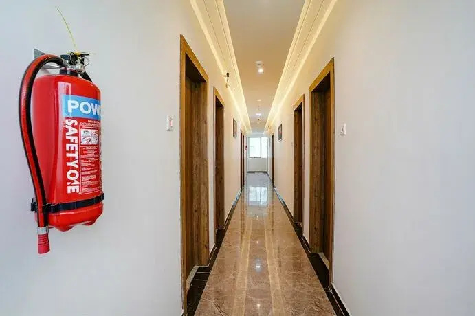 Тхане: Fabhotel Grand Residency