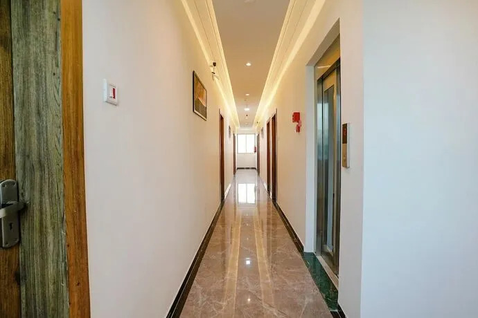 Тхане: Fabhotel Grand Residency