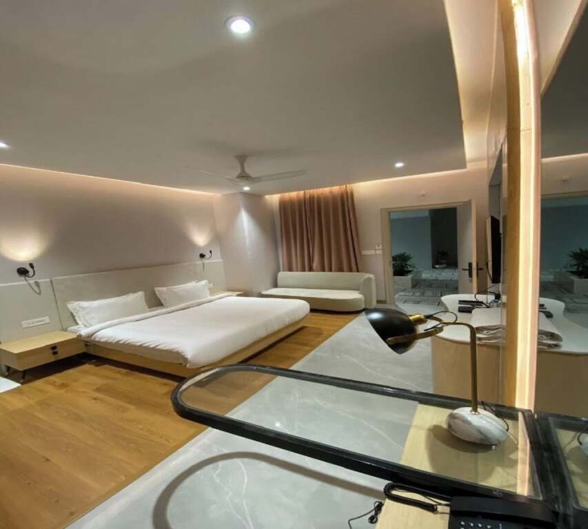 Мератх: Grand 5 Resort