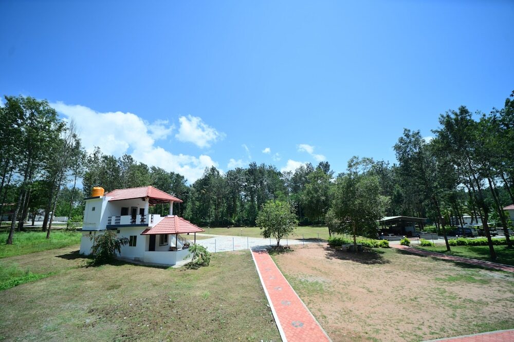 Кушалнагар: Sipayi Resort