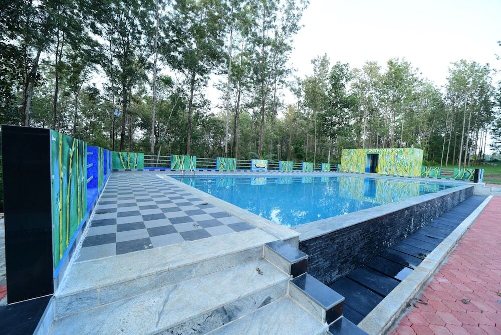 Кушалнагар: Sipayi Resort