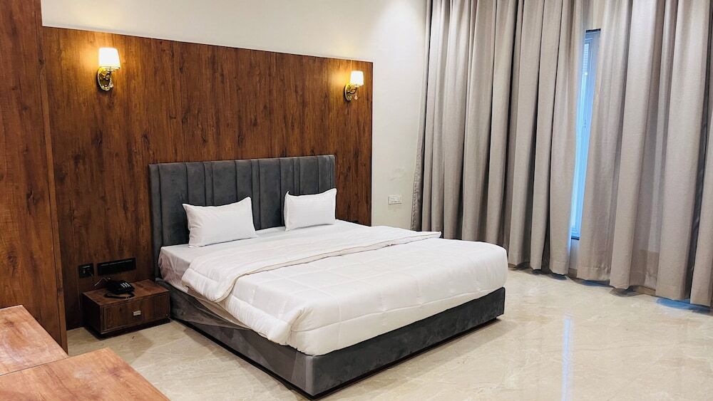 Удджайн: Gaurison Hotel&Resort