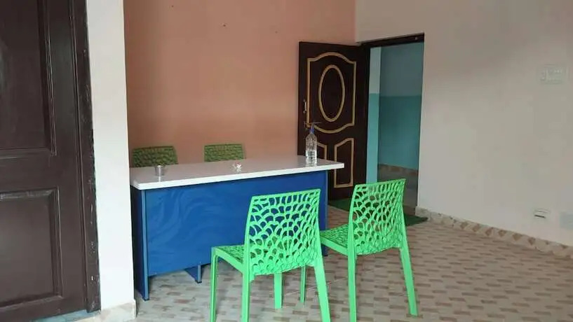 Бхубанешвар: Goroomgo Santi Mahal Bhubaneswar