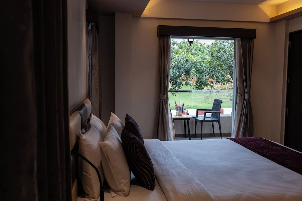 Нашик: Freesia Resort by Express Inn