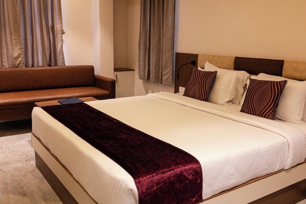 Нашик: Freesia Resort by Express Inn