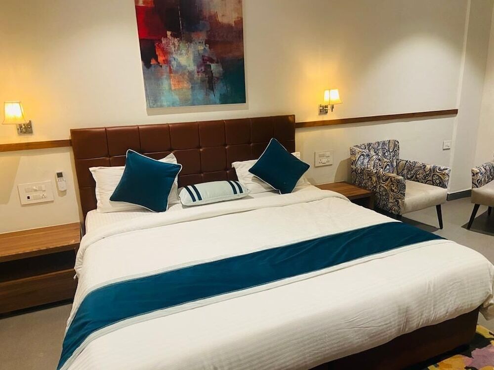 Райпур: Chokar Dhani Raipur