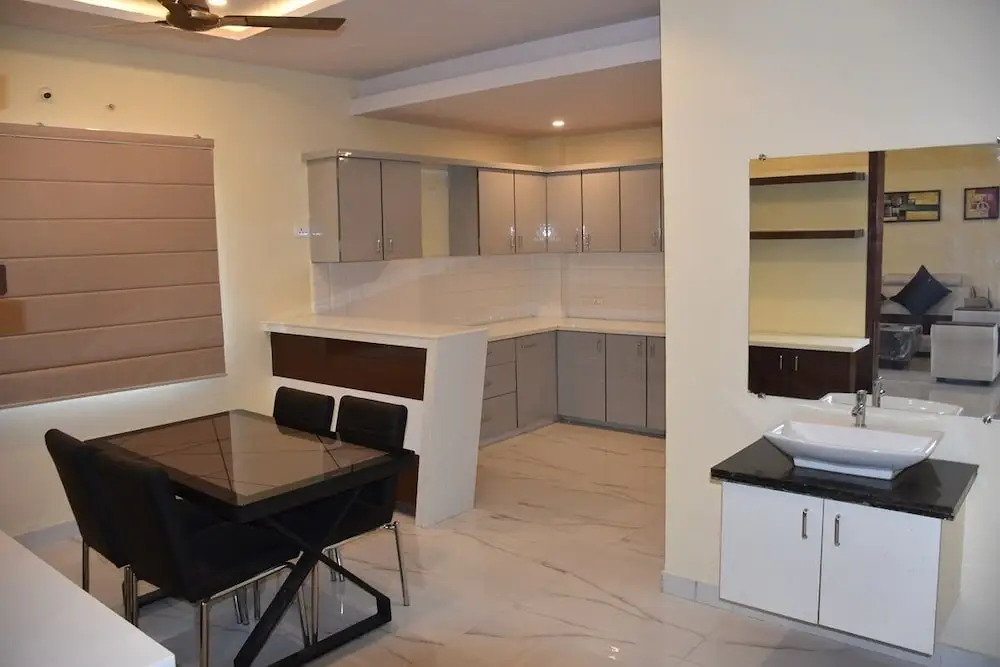 Виджаявада: The Butterfly Luxury Serviced Apartments Ramachandra Vijayawada
